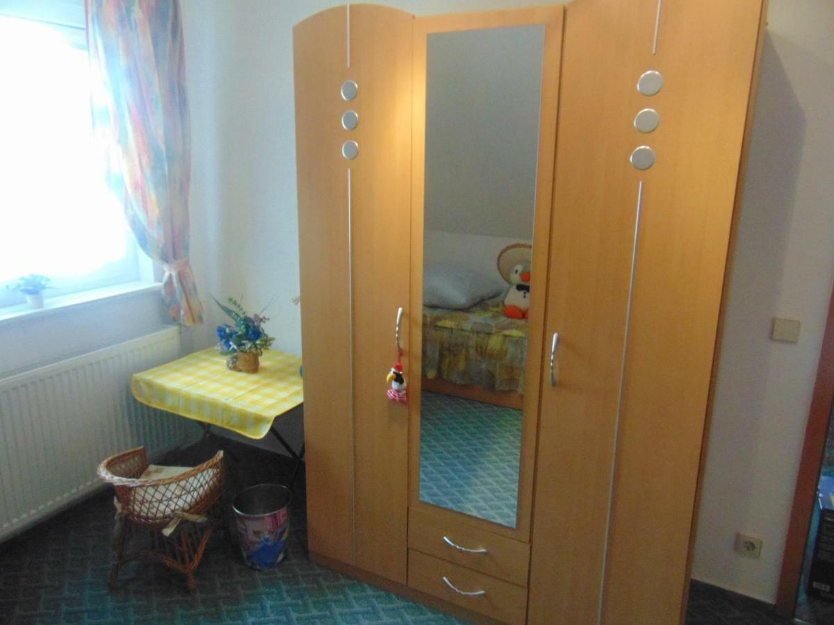 Ferienhaus Emmelie Кеніґс-Вустергаузен Екстер'єр фото